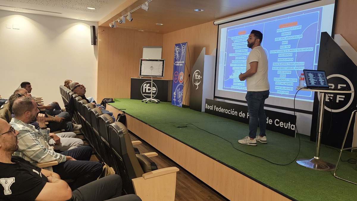 Primera Ponencia jornada de Actualización Fútbol Sala - <a href="/AcademiaRFEF/">Academia RFEF</a>
Victor Cachón
<a href="/FedFutbolCeuta/">RFFCE</a> 
<a href="/EntrenadorRFEF/">Comité de Entrenadores RFEF</a>
