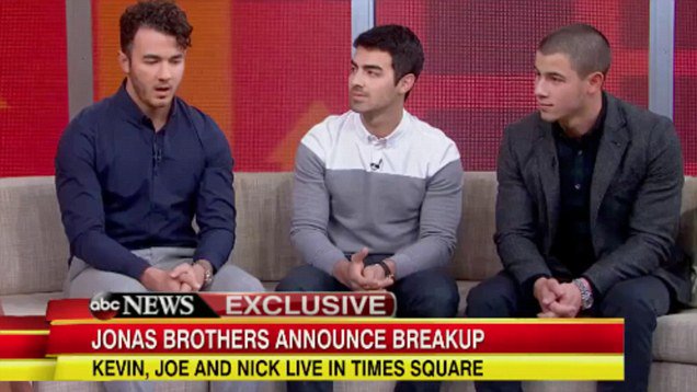 teamjonasargtw's tweet image. something about the night changing 🤍