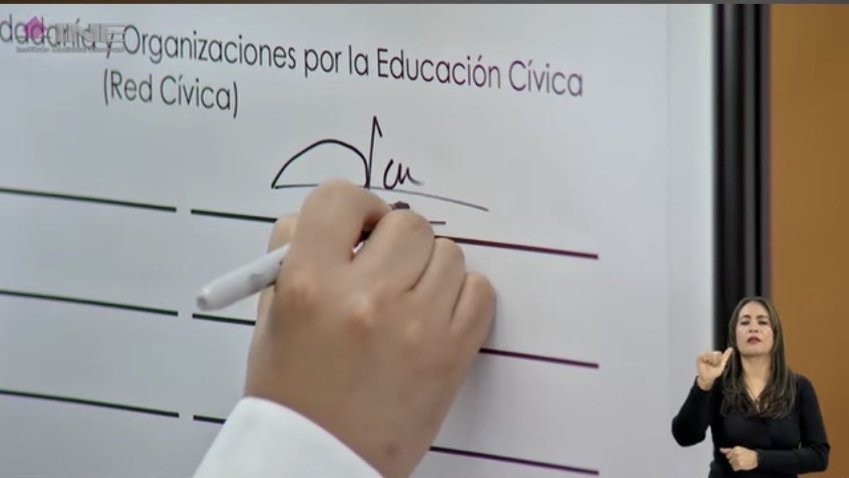 🗳️ Cerrando un ciclo. Propuesta de reforma electoral de Red Cívica Mx para la Comisión Presidencial para la Reforma Electoral y el Poder Legislativo. 

centralelectoral.ine.mx/2025/10/29/rec…