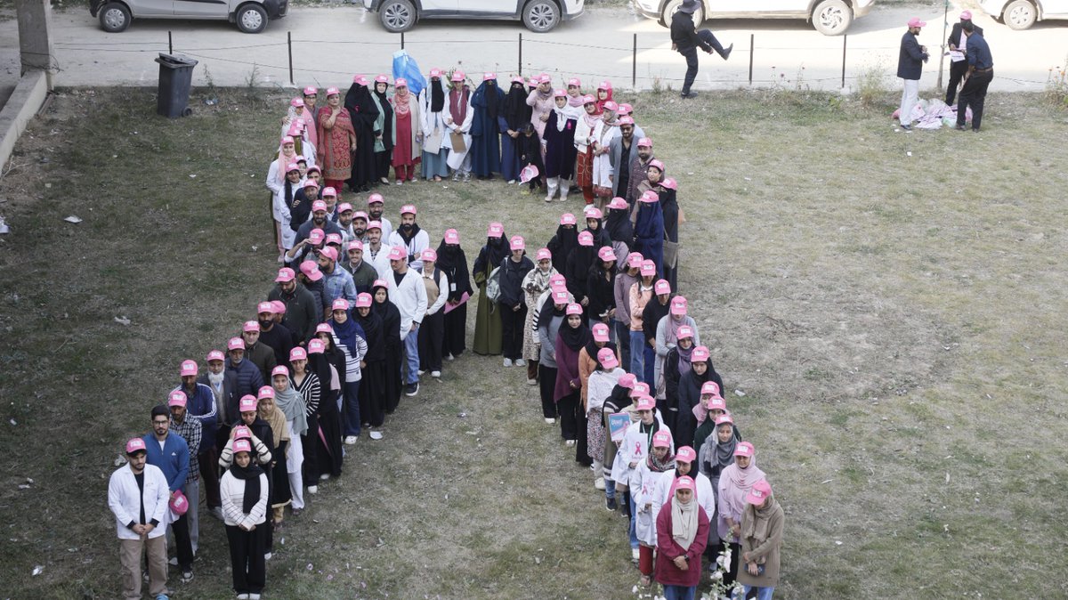 #Pinkayathon25 | The Dept. of OBG, GMC Baramulla, under the leadership of Principal <a href="/jahangir_prof/">Dr. Prof. Majid Jahangir</a>, organized Kashmir’s Annual #BreastCancerAwareness Mega Event. United efforts of faculty, students, ASHAs &amp; health workers marked a strong stand for early detection &amp; hope.