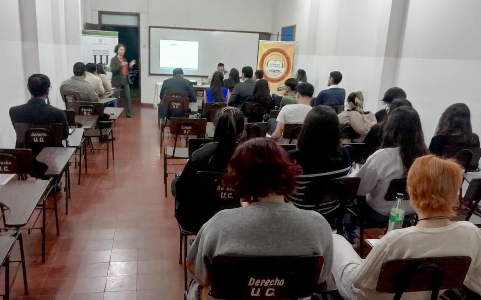 PoderJudicialPY's tweet image. 🔴Realizan feria de libros y capacitación de Bases de Datos en Coronel Oviedo
➕Info goo.su/cNUep