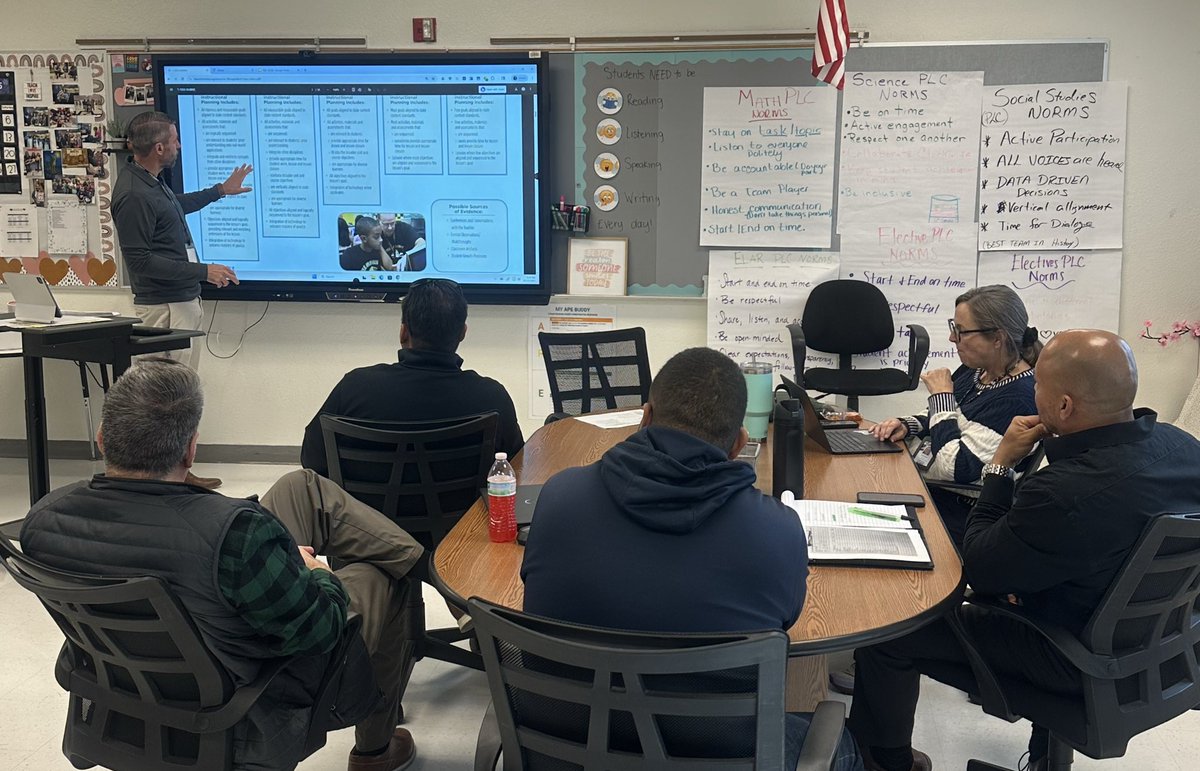 Our FMS Social Studies PLC is all in on collaboration and excellence‼️ As <a href="/JKleistFISD/">Justin Kleist</a> said, “We will work together to move the mark.” United in purpose, committed to growth, and focused on student success! <a href="/FabensISD/">Fabens Independent School District</a> #FMSPride #PuroExcellence 😎