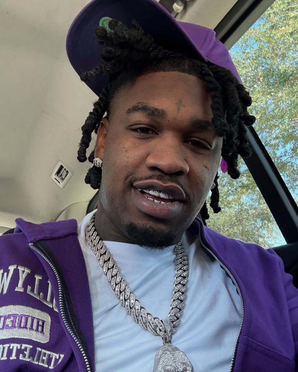 mymixtapez's tweet photo. Texas rapper LilCJ Kasino reveals he has 30 days to choose between 2 years in prison and 10 years of probation!! https://t.co/Vr9XMq0lTT