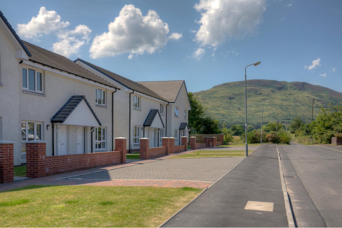 🏡 Arran - Estate Walkabout 
📅 Wednesday 5th November 
⏰ 11am - 12pm, meeting at the road into St. Molios

Join Tenant Partners Thomas Templeton and Annmarie Murray for a walk around the estate to identify any issues or concerns.