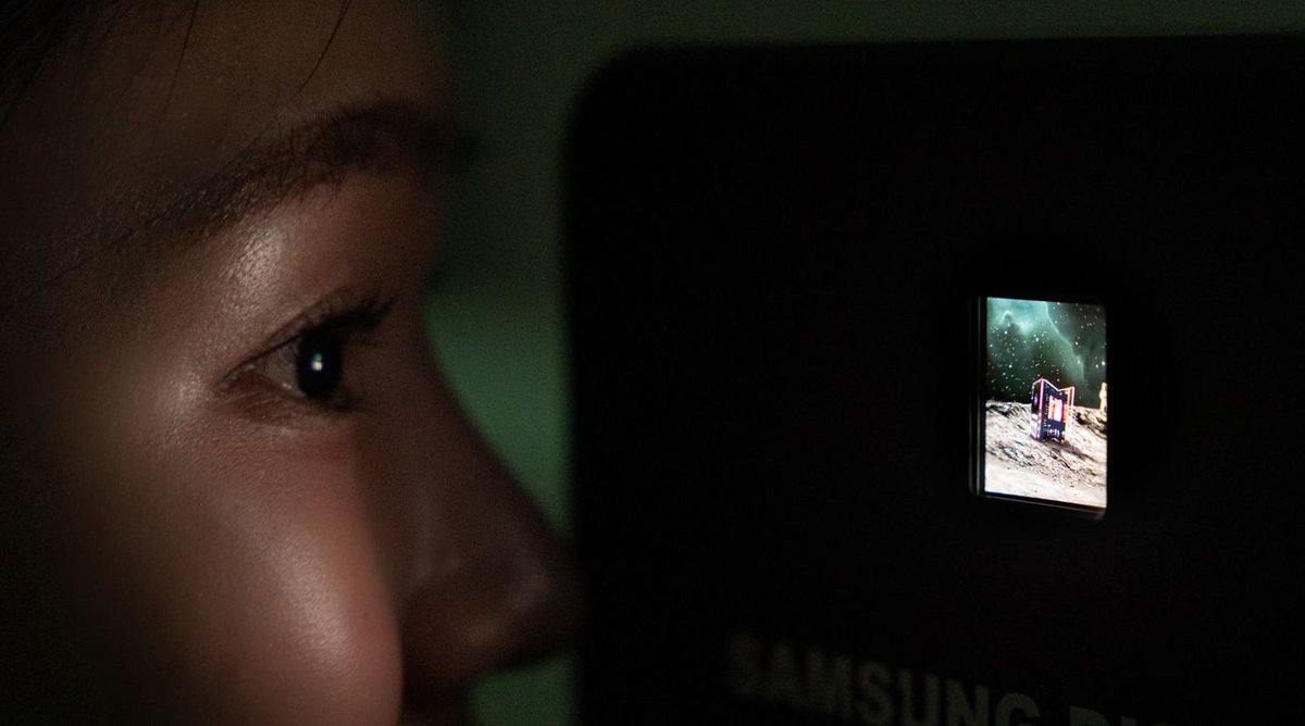 Alman bilim insanları, 300nm'lik OLED piksel geliştirdi! 🤯 VR, AR gözlükler ve minik projeksiyon cihazları için çığır açabilir. 1mm'de 1080p çözünürlük mümkün! 🚀 Gelecekte çift 4K AR gözlükler mi? 👀 #finansegitimcisi Cihan Aydın Beslenme Çantam