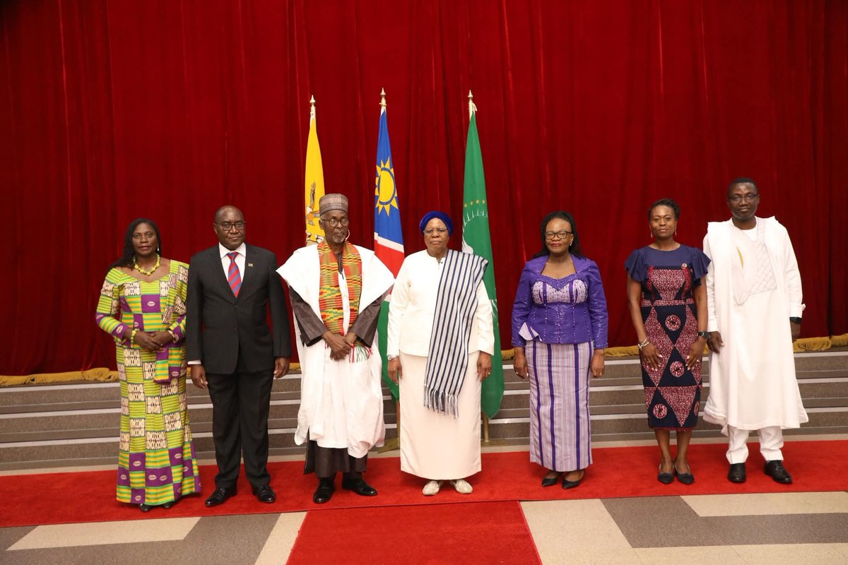 NamibiaGhana's tweet photo. President Netumbo Nandi-Ndaitwah today received Letters of Credence from H.E. Alhaji Abdul Rahman Harruna Attah, High Commissioner of the Republic of Ghana.
#Namibia #namibiaghana #NovemberInNamibia https://t.co/cxMf9OxvWk