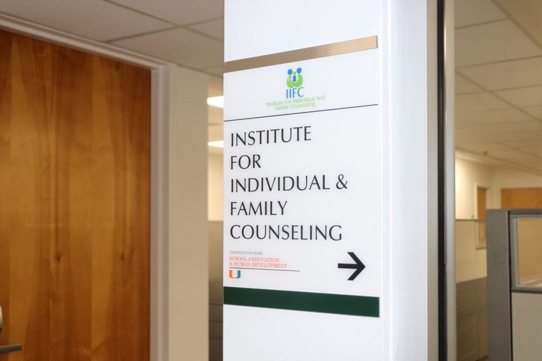 Affordable counseling. Hands-on learning. Community impact.
Read The Miami Hurricane’s feature on the Institute for Individual and Family Counseling (IIFC) and SEHD’s graduate Counseling program.

buff.ly/AReMt9E 

#UMiami #SEHD #Counseling #MentalHealth