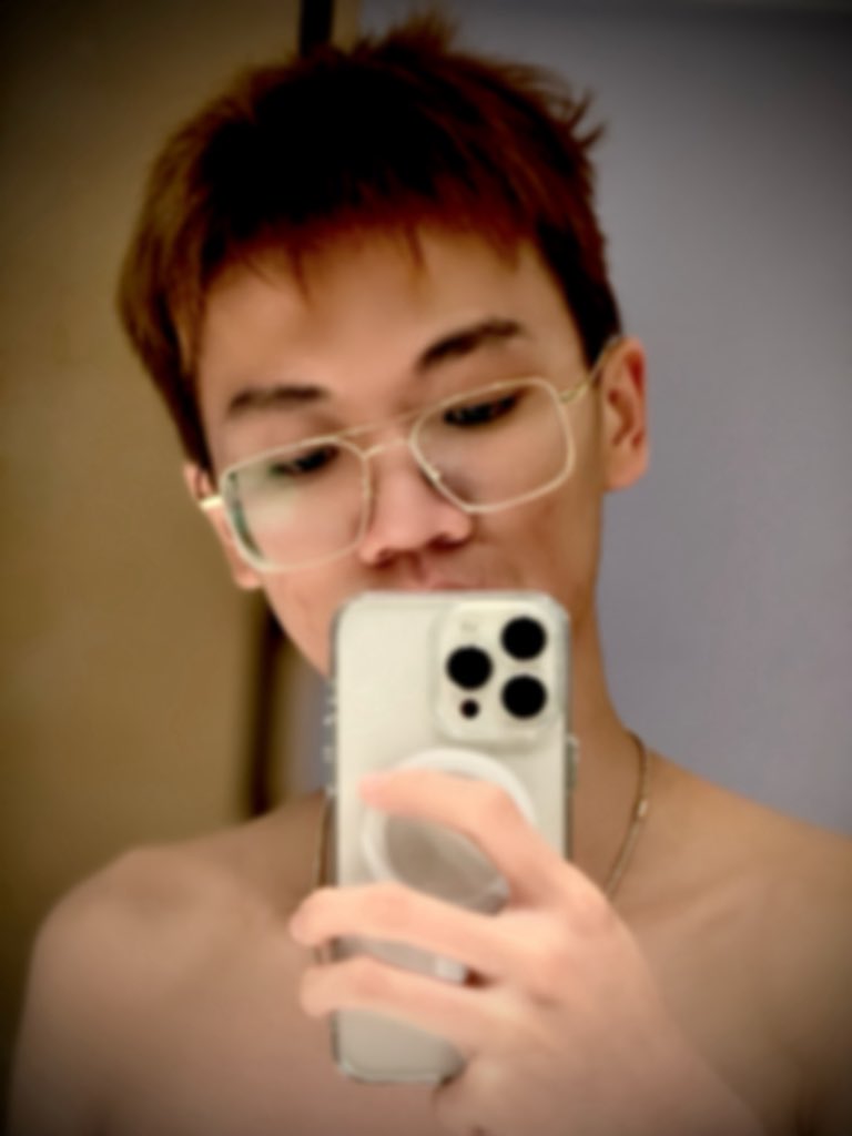 程程.01 tweet media