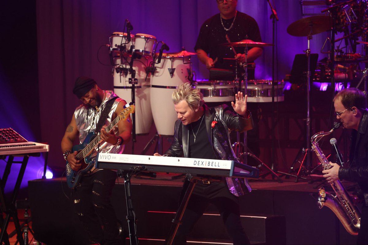 brianculbertson's tweet photo. Thank you ATL, amazing night! Now in Florida: Clearwater tonight, tomorrow JAX 🎃, Sat Daytona, Sun in Ft Lauderdale. #daytriptour @dexibell https://t.co/mnGoOAFfgU