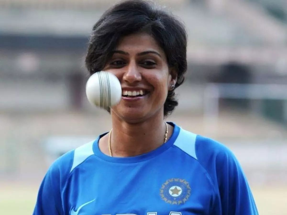 AmSoDone's tweet image. This day wouldn't have been possible without this woman who 25 years ago was laughed at for saying she wants to win the world cup. She picked 10 random girls from a local kathak school and took the team to world cup semifinal by paying for everything on her own