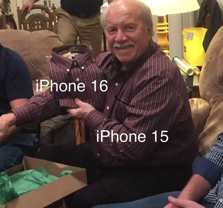 Estrenar aifon venint d'aifon és com estrenar mitjons.

Zero emocions, lleugera millora de prestacions, il·lusió de continuïtat, peixalcovisme, plaer adult, pagar peatges, pel word i el winrar, victòria pírrica, anar fent, empatar.