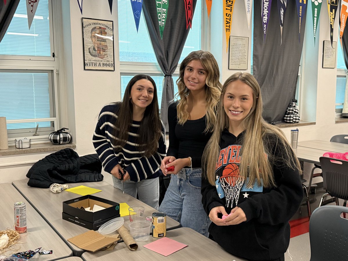 Rebecca Hicks tweet media