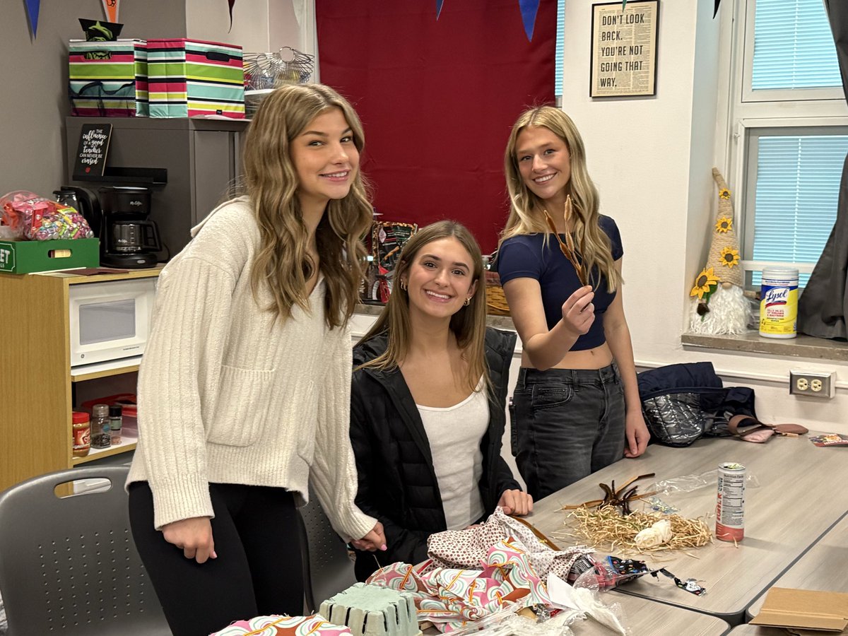 Rebecca Hicks tweet media