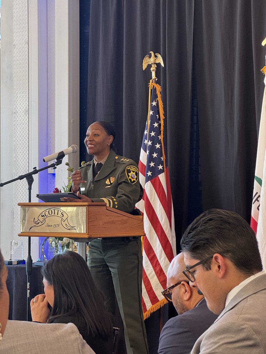 Daniel Hahn tweet media