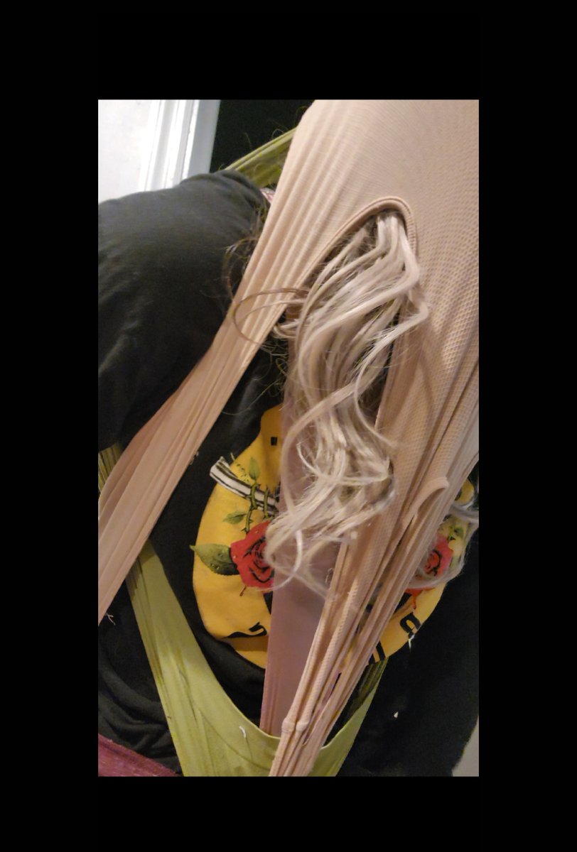 Wasnt expecting a double atomic with my thong on my shoulders before lunch time 🫣😝 dms open wedgie swirly nerd sub