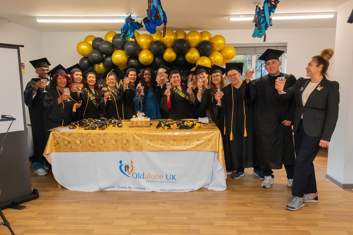 Muchísimas gracias <a href="/OldaloneUK/">Oldalone UK</a> Old Alone UK por este reconocimiento que recibo con mucho cariño y admiración por su hermosa labor. Gracias por permitirme compartir con nuestra comunidad sus experiencias, desafíos y sueños. Espero seguir difundiendo sus triunfos e historias ❤️