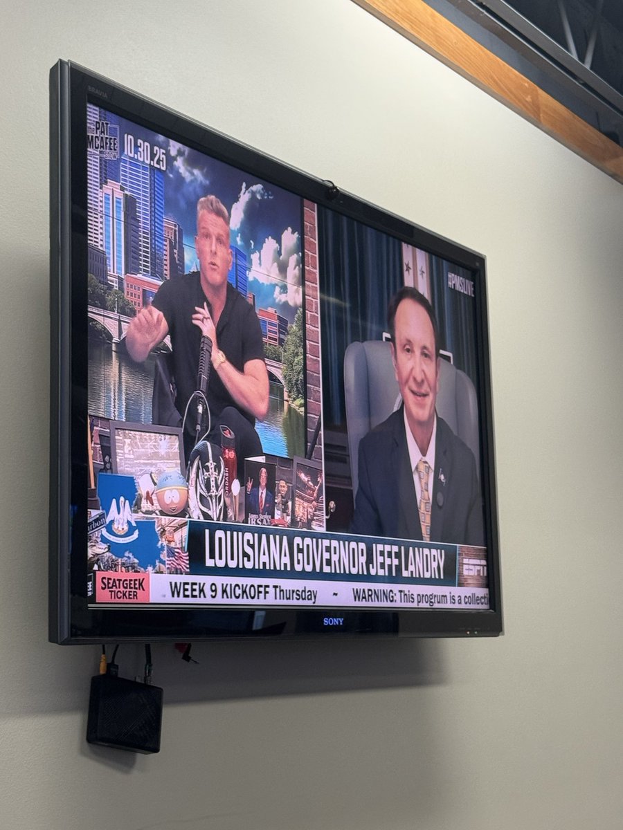 Louisiana <a href="/LAGovJeffLandry/">Governor Jeff Landry</a> is live right now on the <a href="/PatMcAfeeShow/">Pat McAfee</a>.

He has been speaking out about Brian Kelly’s contract and how the next head coach of #LSU should be hired.

<a href="/WAFB/">WAFB</a>
