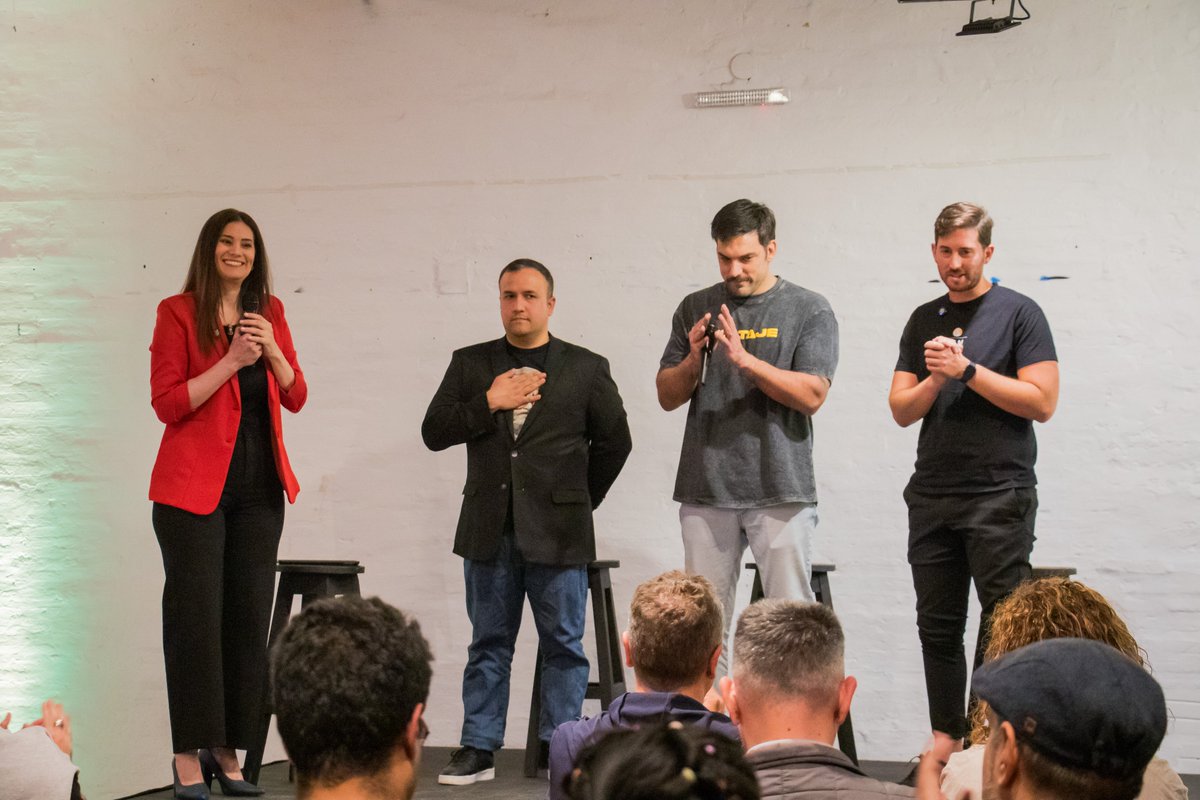 Mi libro "Conociendo Bitcoin IV" ya está disponible en Amazon a.co/d/hCqEoPQ (impreso)
y 
<a href="/leanpub/">Leanpub</a> leanpub.com/conociendobitc… (epub/pdf gratis)

Otros también presentaron sus libros, rodeado de tres titanes del ecosistema. 

Gracias a todos.