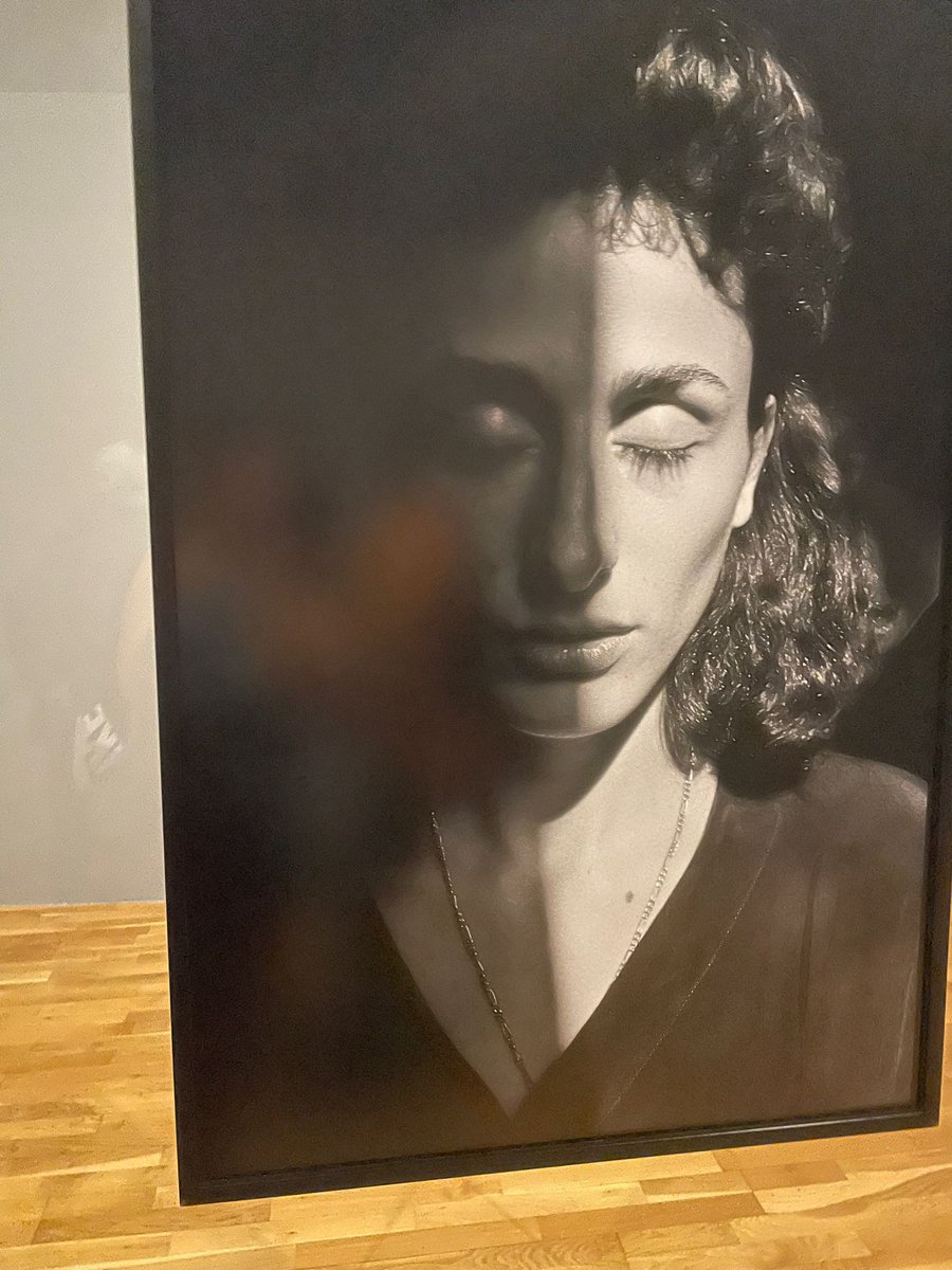 pixiedixi's tweet image. Nuestras vidas son los ríos
que van a dar en la mar,
que es el morir.

Jorge Manrique 

#poesia #mondo #Espa