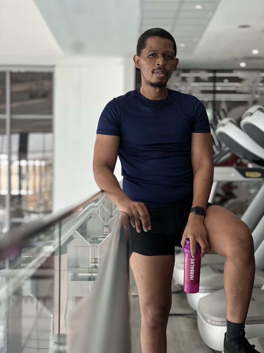 BaldwinDimeku's tweet photo. Made it! 🏋️
#GobletSquats 3 sets: 12 rep 20 kg
#RomanianDeadlift 3 sets: 12 rep 50 kg
#BarbellGluteBridge 3 sets: 12 rep 50 kg
#BulgarianSplitSquat 3 sets: 12 rep 36 kg
#HackSquat 3 sets: 12 rep 40 kg
#StrengthTraining 1 hr, 28 min
Tracked on @SetgraphApp https://t.co/EFW9smvC92