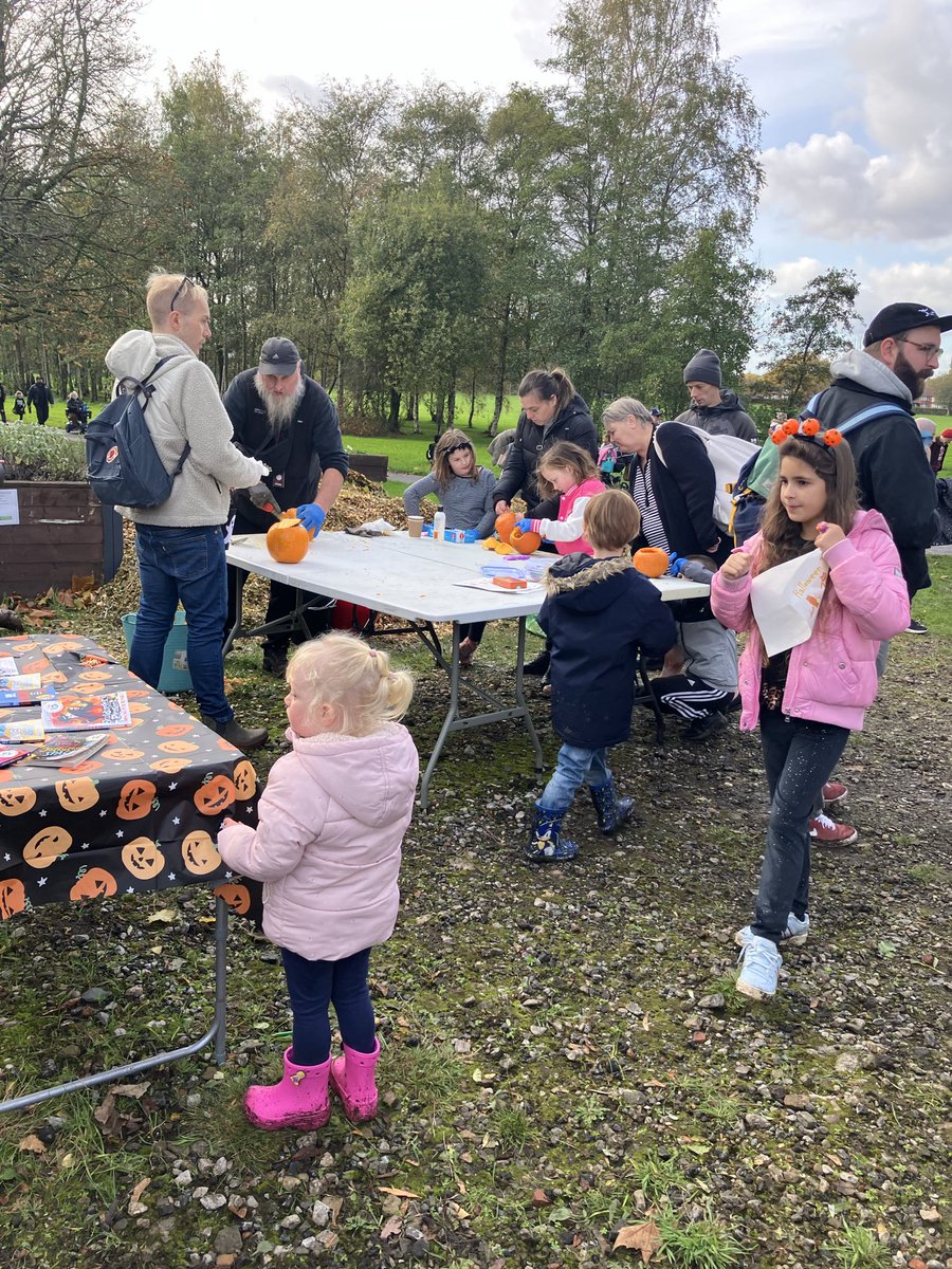 FriendsLadybarnPark tweet media