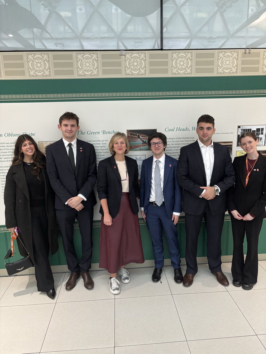 UJS_UK's tweet image. Yesterday, UJS hosted a series of meetings with MPs to discuss rising antisemitism on campus. 

We were joined by Jewish student leaders who shared their local experiences, and outlined the urgent steps needed on a national level, in line with our Stand Against Terror campaign.