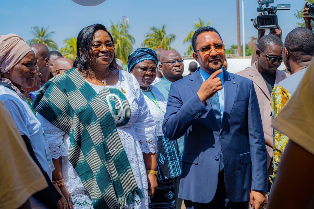 𝐋𝐞𝐬 𝐉𝐨𝐮𝐫𝐧𝐞́𝐞𝐬 𝐞́𝐜𝐨𝐧𝐨𝐦𝐢𝐪𝐮𝐞𝐬 𝐝𝐮 𝐁𝐮𝐫𝐤𝐢𝐧𝐚 𝐅𝐚𝐬𝐨 𝐚𝐮 𝐌𝐚𝐥𝐢 : 𝐮𝐧𝐞 𝐝𝐲𝐧𝐚𝐦𝐢𝐪𝐮𝐞 𝐜𝐨𝐧𝐟𝐞́𝐝𝐞́𝐫𝐚𝐥𝐞 𝐩𝐨𝐮𝐫 𝐬𝐭𝐢𝐦𝐮𝐥𝐞𝐫 𝐥𝐞𝐬 𝐬𝐞𝐜𝐭𝐞𝐮𝐫𝐬 𝐩𝐨𝐫𝐭𝐞𝐮𝐫𝐬 𝐝’𝐞𝐦𝐩𝐥𝐨𝐢!

Ce jeudi 30 octobre 2025, j’ai présidé au nom du