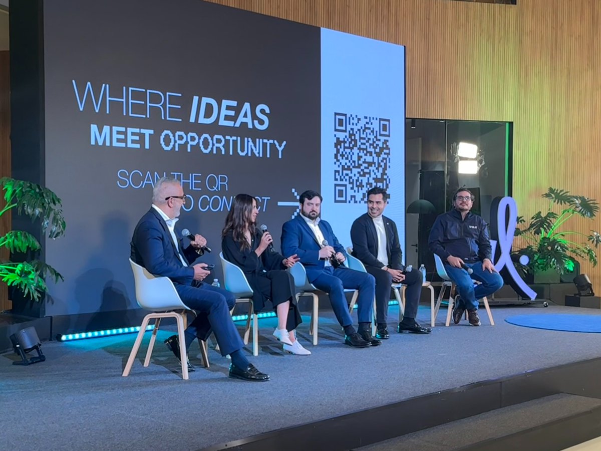 La semana pasada participé en el panel "Fintech México: Evolución Exponencial" durante México Tech Week.

Hablamos sobre el futuro del sistema financiero en México y LATAM: inclusión real, infraestructura abierta, activos digitales y el rol creciente de tecnologías