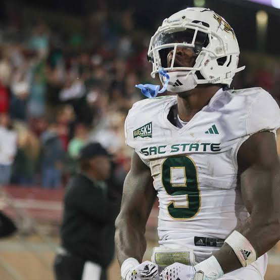 Albert Smith tweet media