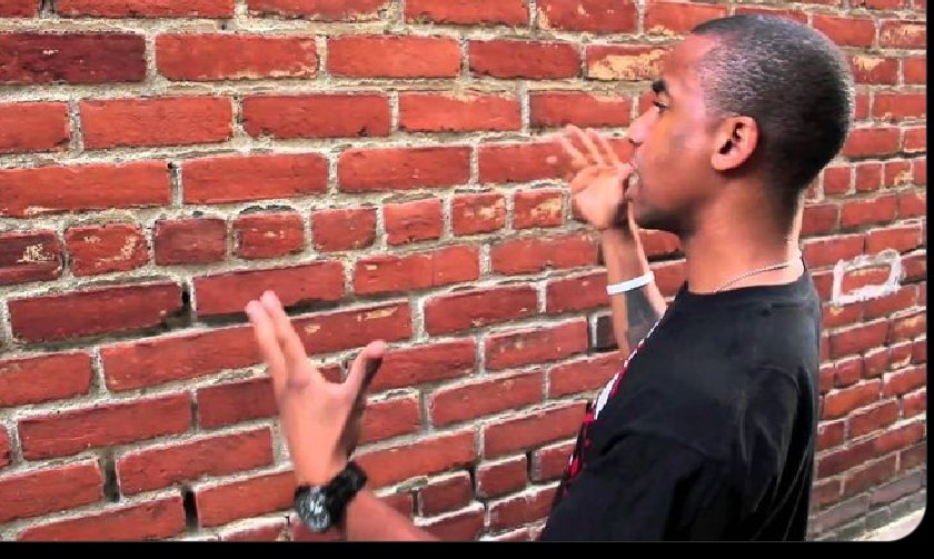 People with under 39,123 followers tweeting