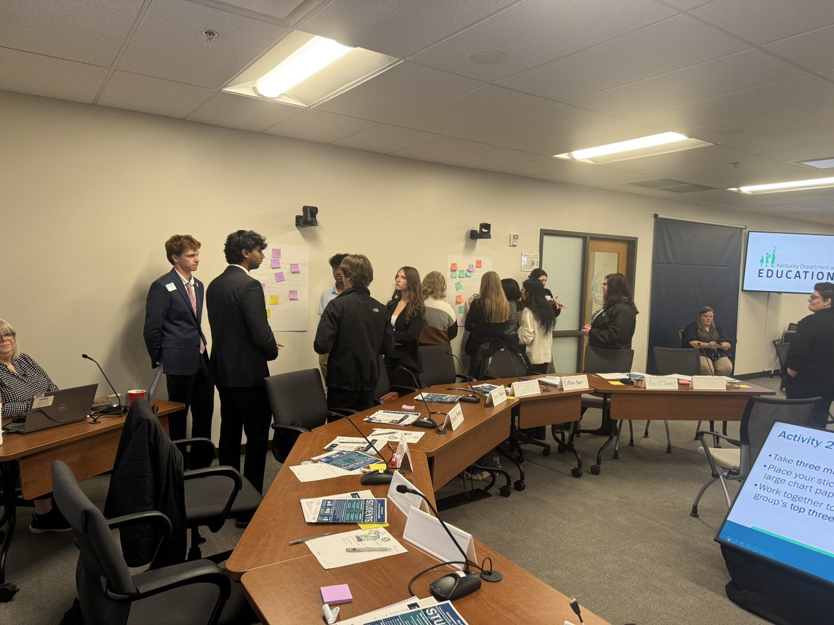 All_in_KY's tweet image. I appreciated meeting with our Student Advisory Council today. Students shared personal vibrant learning experiences and began shaping committee objectives to guide their work this year. Proud of their insight and leadership.

#AllinKY