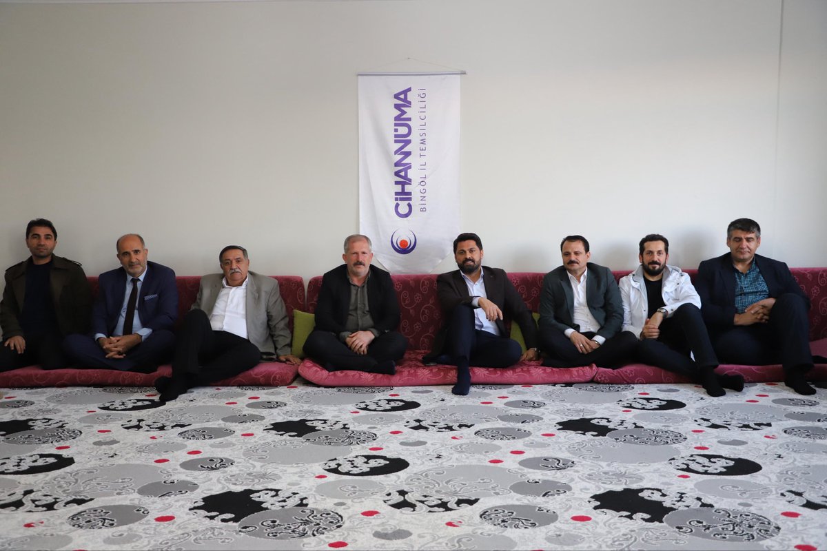 Fikir ve aksiyon dünyamızın önemli temsilcilerinden Cihannüma Derneği’ni ziyaret ettik. İl Temsilcisi Sayın Ferhat Varolgüneş ve kıymetli dernek yönetimi ile bir araya gelmekten büyük memnuniyet duyduk. Şehrimizin ve ülkemizin gündemindeki güncel konular üzerine derinlemesine bir