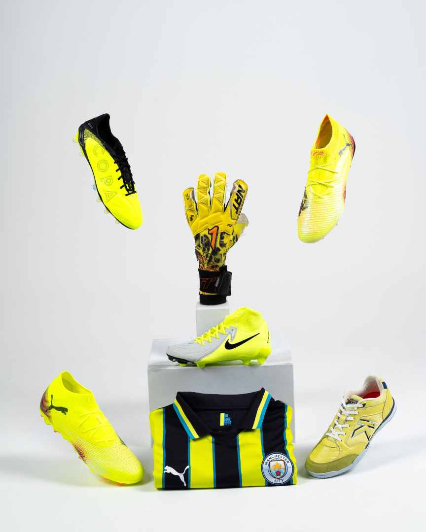 ⚠️ ¡STOCK FUERA en Fútbol Emotion! ⚠️

🤑 Hasta el 2 de noviembre, llévate un 15% EXTRA en el carrito, ¡incluso en productos ya rebajados!

No dejes que se escape tu oportunidad, el STOCK FUERA vuela rápido. 💸

--

#futbolemotion #stockfuera #botasdefutbol #ofertas