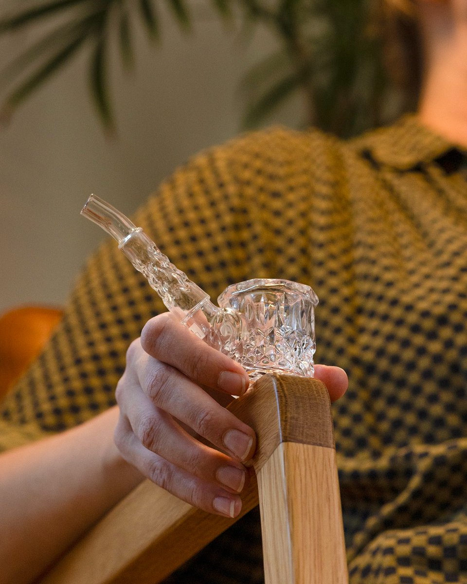 NWTNhome's tweet photo. Designed to blend in, crafted to stand out ✨ Meet the Highball. Elevated simplicity at its finest 🏠💨

 #NWTNHome #vintagestyle #glassware #glassart #homedesign https://t.co/qA6kRPNHk9