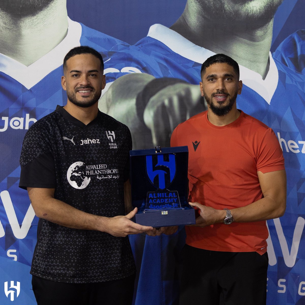 AlhilalAcademy's tweet photo. #أكاديمية_الهلال تستضيف نادي "يوتز" القادم من  فرنسا 🤝🇫🇷 https://t.co/frJyre1cXH