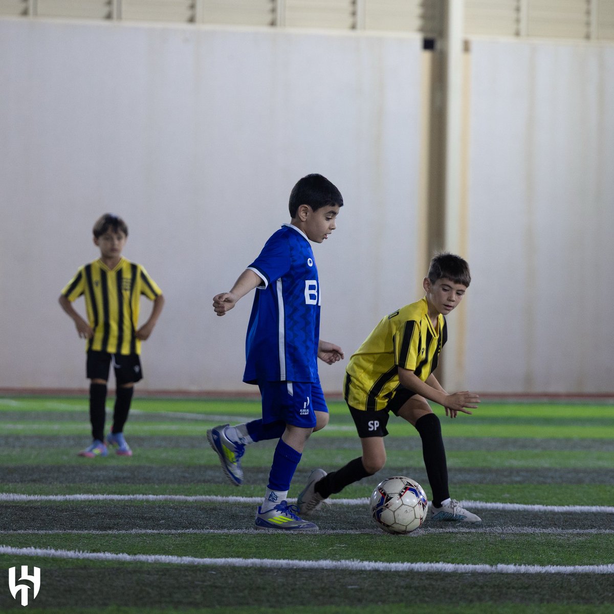 AlhilalAcademy's tweet photo. #أكاديمية_الهلال تستضيف نادي "يوتز" القادم من  فرنسا 🤝🇫🇷 https://t.co/frJyre1cXH