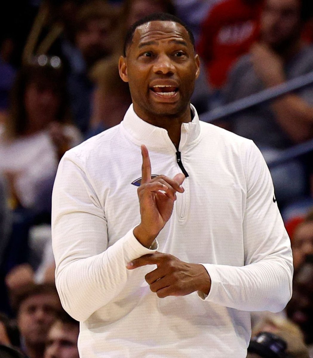 TheDunkCentral's tweet image. The Pelicans are having serious discussions about firing Willie Green, per @BrettSiegelNBA 

“Several players have appeared disinterested and frustrated with how Green&apos;s lineups are being handled, sources said.”