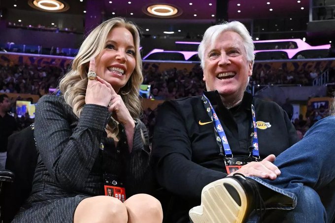 Mark Walter with Jeanie Buss at a Lakers game