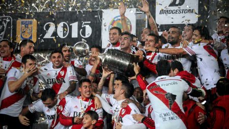 RiverRetro1901's tweet image. Y la perdió.

¿Sabés quién fue el último argentino en GANARLA? River en 2018.

¿Y el anterior? River en 2015.

Ah, y en ambas nos cruzamos con vos y te rompimos el culo.