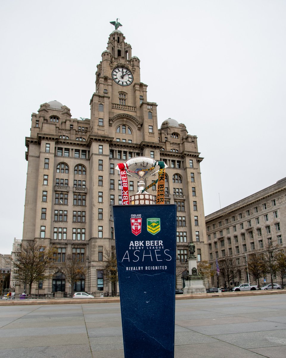 England_RL's tweet photo. 🏆 Ashes Trophy tour around Liverpool today ending at @EvertonStadium in time for the #EnglandRL training session!

👏 Did you see us out and about in the city centre today? https://t.co/5LEEPs7c0i