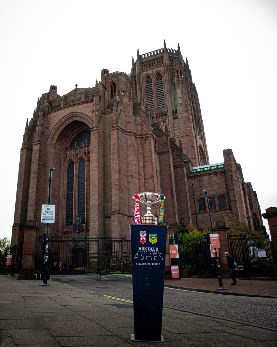 England_RL's tweet photo. 🏆 Ashes Trophy tour around Liverpool today ending at @EvertonStadium in time for the #EnglandRL training session!

👏 Did you see us out and about in the city centre today? https://t.co/5LEEPs7c0i