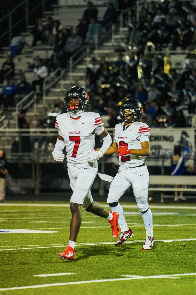 i’m thankful for my guy milt , always making sure i’m good , and always been there for me when i needed him #ThankfulThursday <a href="/RVille_Football/">Roseville Football</a>