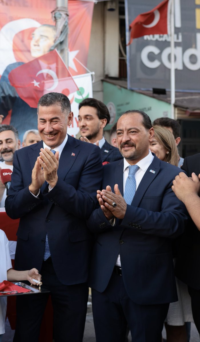 ⁦<a href="/sondakika_com/">Sondakika.Com</a>⁩ siz “saç kıran” değil, “devlete baş kaldıranı kıran” diyecektiniz sanırım!