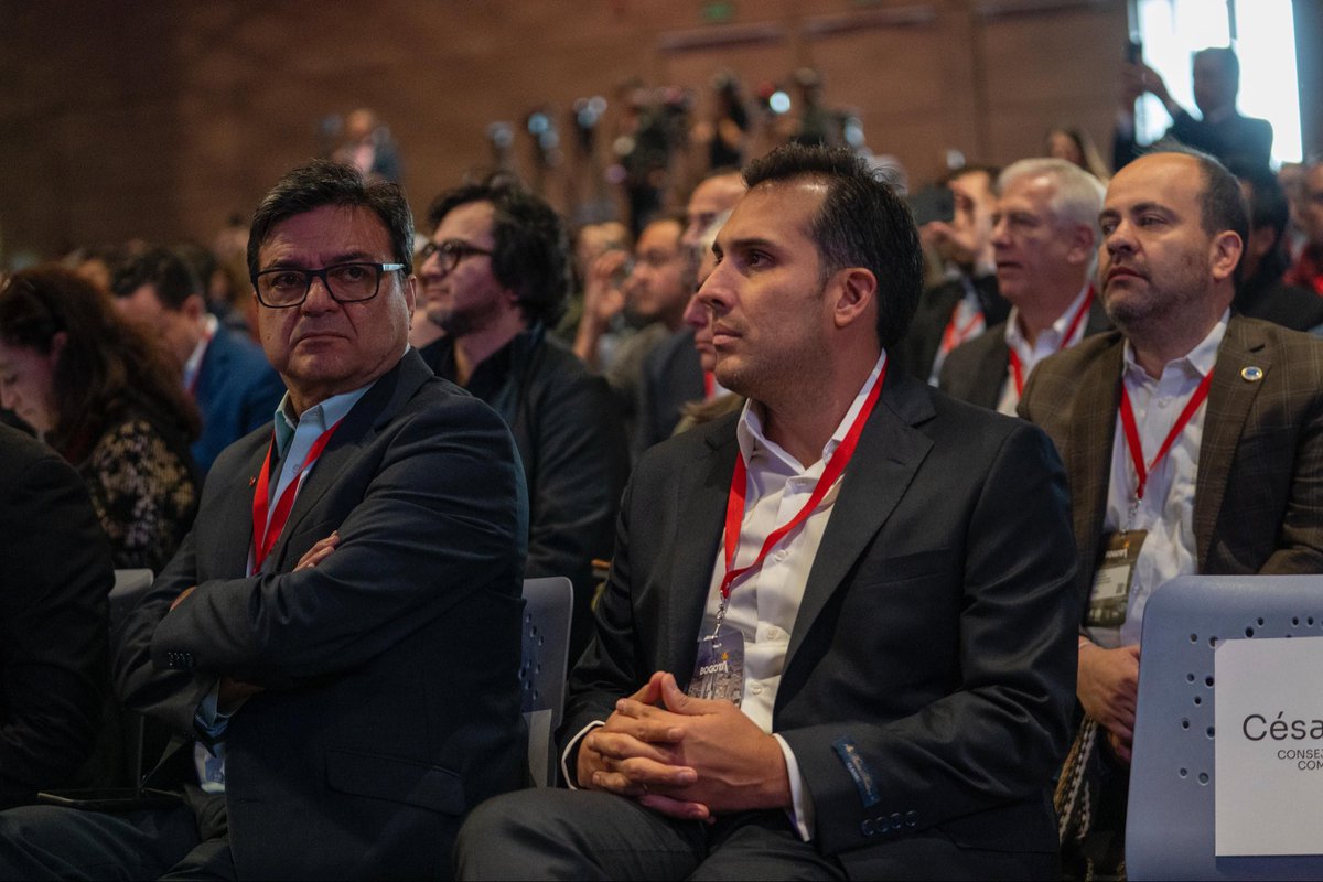 araqueconcejal's tweet photo. Bogotá inauguró el #DíaMundialDeLasCiudades, un evento de la Organización de Naciones Unidas (ONU) que este año eligió a nuestra ciudad como su sede.

Cambio climático, vivienda digna, revitalización urbana y reactivación económica son algunos de los temas de este evento mundial. https://t.co/LK968fW54B