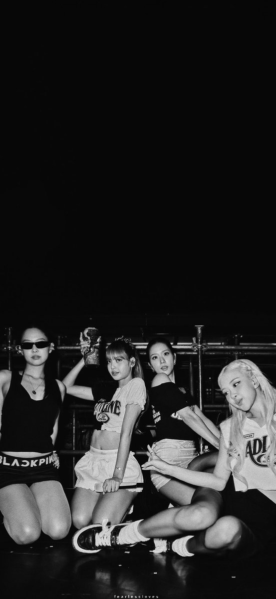 fearless_loves's tweet photo. BLACKPINK wallpapers/lockscreens 💕

#BLACKPINK #LISA #JENNIE #JISOO #ROSÉ https://t.co/GsxrbrccK3