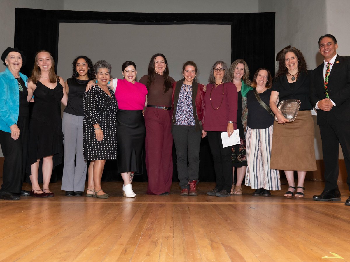 LtGovMorales's tweet photo. New Mexico is known world-wide for its extraordinary arts communities, and the artists that choose to make their homes here. Congratulations to all the 2025 honorees. More: https://t.co/5ReXS1dSYe #nmleg #NewMexicoArts #NMA #NMArts #NMArt #NMCulture #NewMexicoMuseumOfArt https://t.co/aSamqE43lp