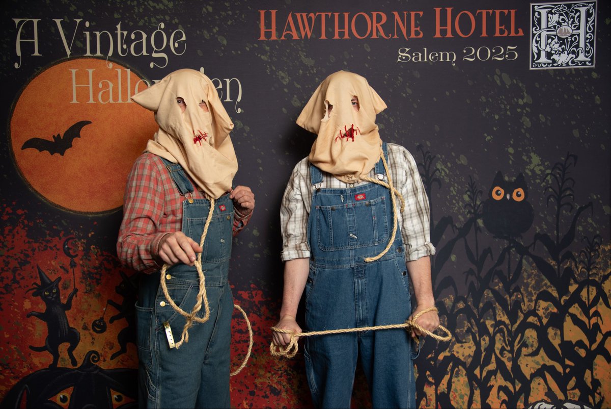 Just a little Hocus Pocus. Happy Halloween from Salem, Ma and the <a href="/HawthorneHotel/">Hawthorne Hotel</a> Halloween Ball. The theme was A Vintage Halloween. <a href="/TheBennyBerry/">Ben Berry</a> #Salem #hawthornehotel