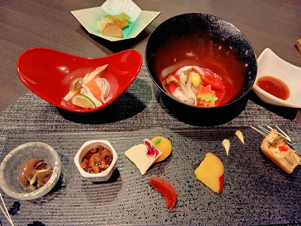 しいもも様 桃色ぴんく on X