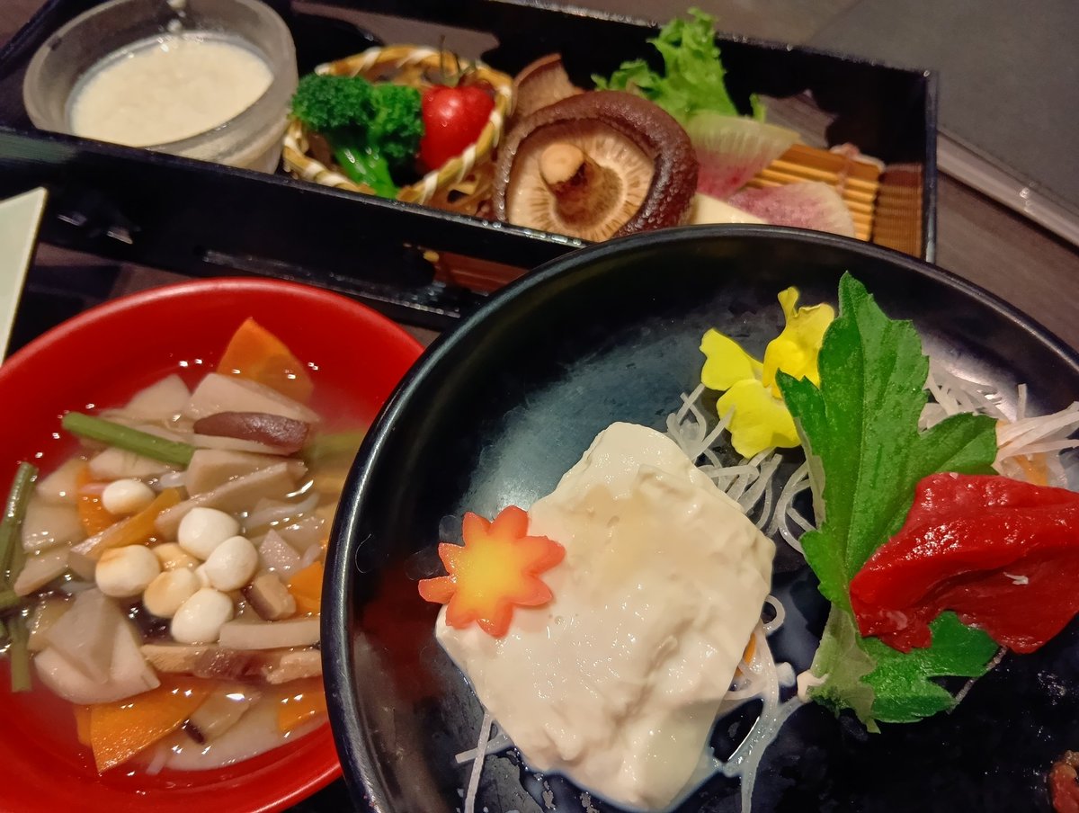 桃色ぴんく on X