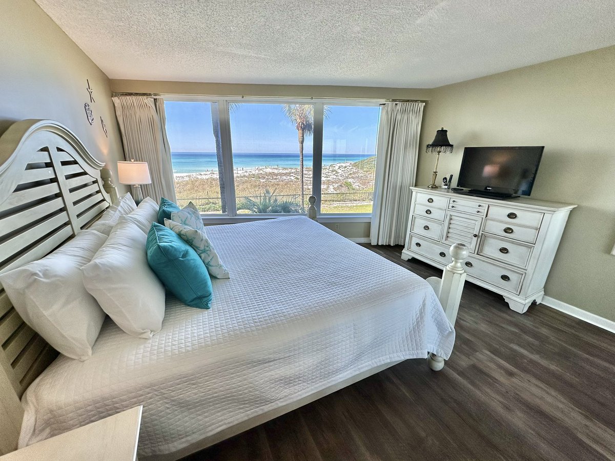 4216 Beachside Two, Your Perfect Beachfront Escape! 

Wake up to sparkling Gulf views and the sound of waves at this cozy 1-bedroom, 1-bath condo in Sandestin Golf &amp; Beach Resort.